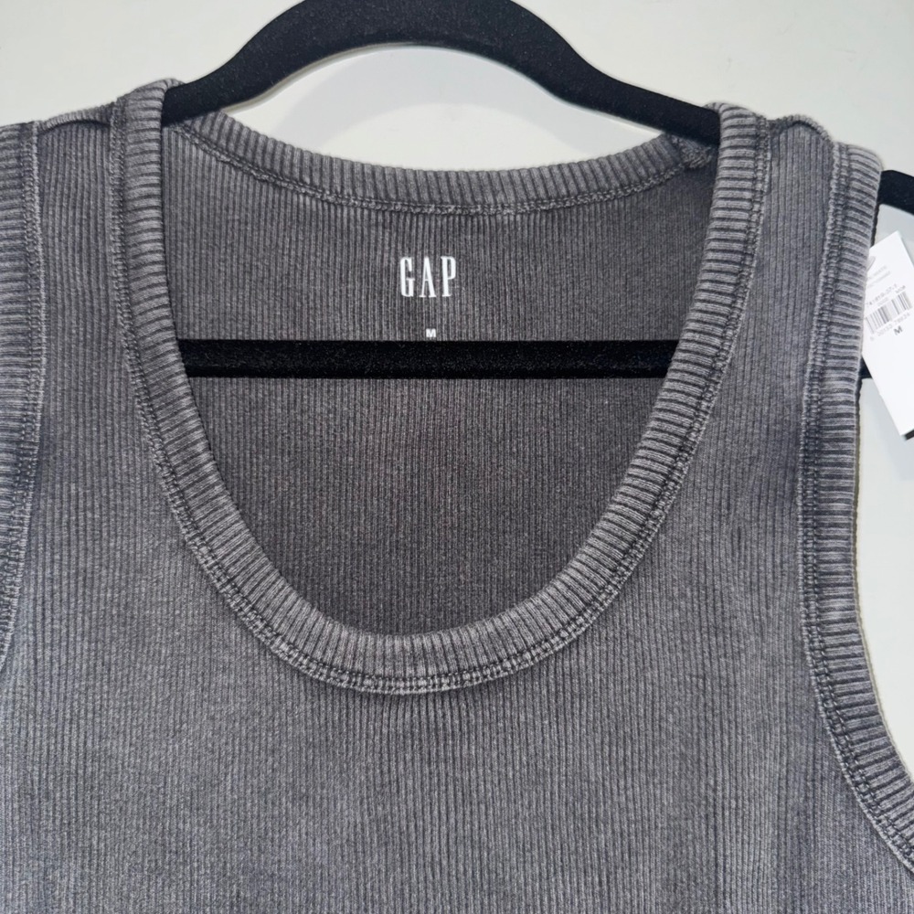 Gap Womens Ribbed Scoop Neck Tank Top Charcoal Gray Mineral Wash Size M - Picture 2 of 5